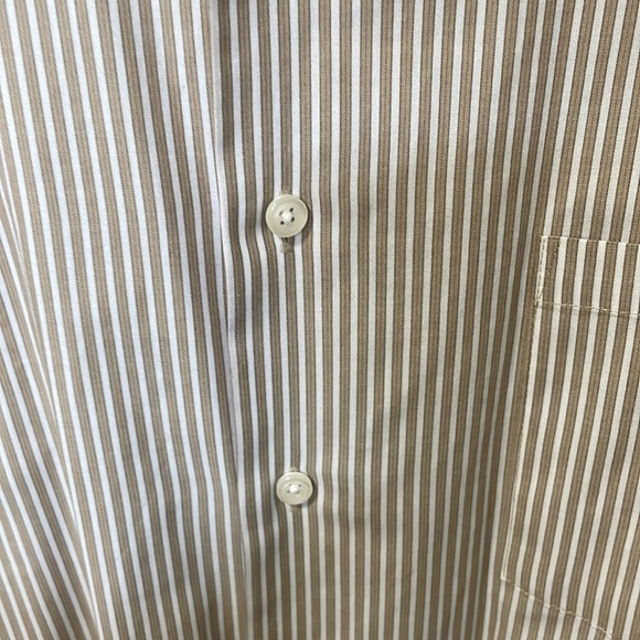 Van Heusen Men’s Fitted Dress Shirt -Beige Size 17-17 1/2 - Picture 6 of 7